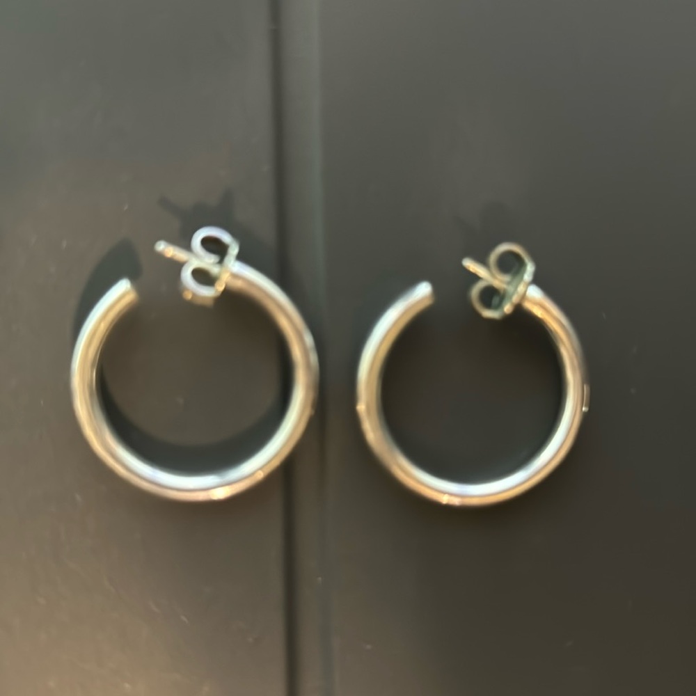 James Avery Hoops